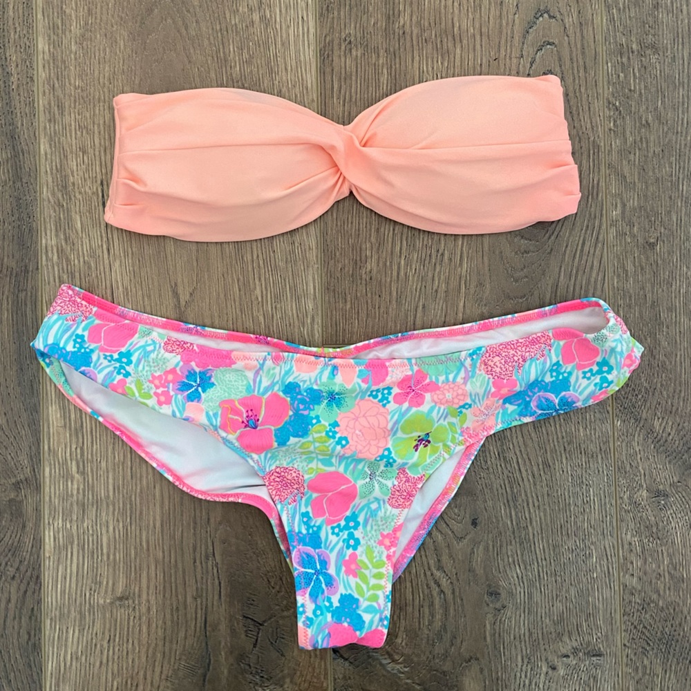 Victoria’s Secret bikini bandeau top